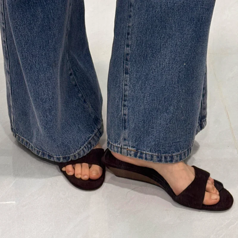 شباشب نسائية صيفية أنيقة مفتوحة من الأمام بكعب عريض أنيق وأحذية الحفلات المسائية للسيدات