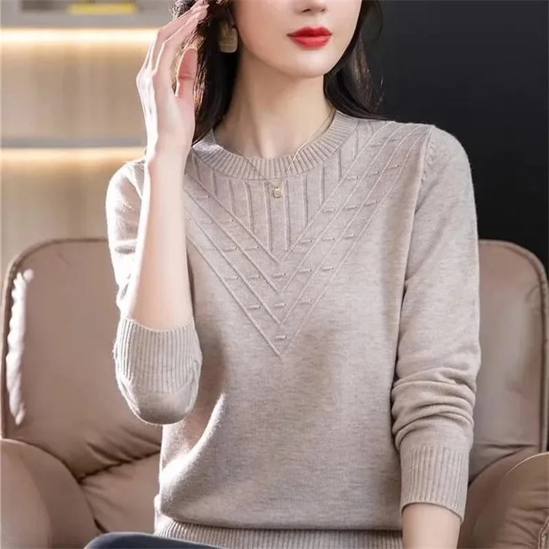 Women\'s Knitting Tops Autumn Winter 2024New Foreign Sweaters Mother\'s High Quality Loose Coat Slim Pullover Blouse Ladies Jacket