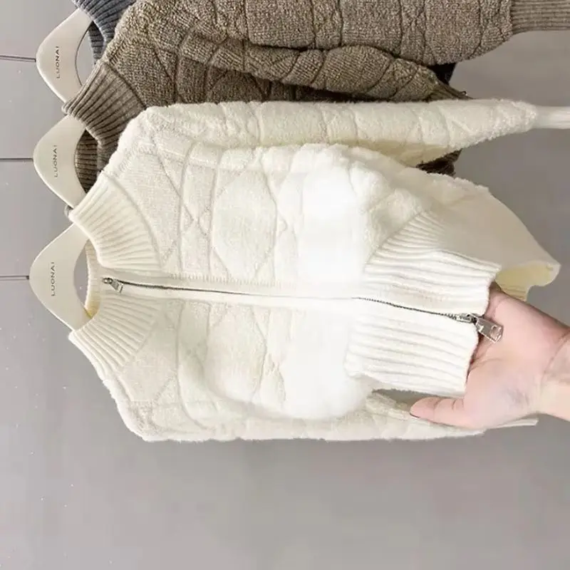 

Женский осенне-зимний новый ромбический толстый свитер на молнии, темпераментное однотонное вязаное пальто с высоким воротом, мягкий свитер, кардиган, Coa