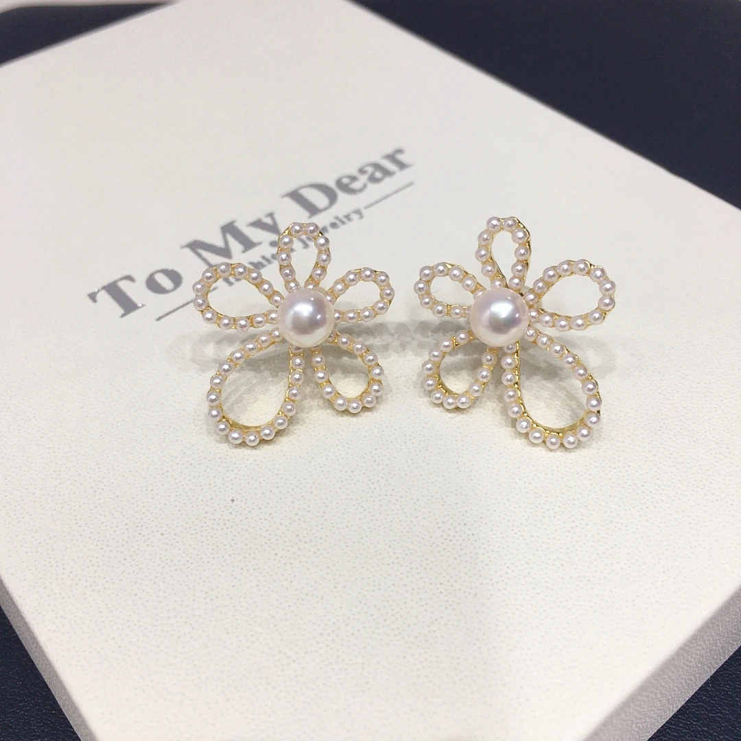 

Jinggong Zhuji Natural Freshwater Pearl Earnail Female French Fragrance Flower Sweet temperament Earnail Earaccessory