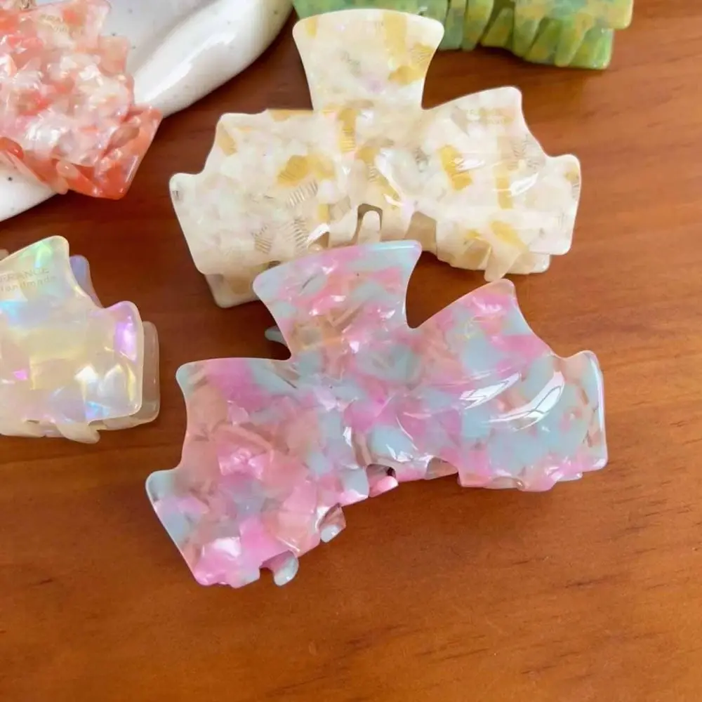 

Geometric Retro Bow Acetate Hair Claw Hair Clip Headwear Solid Color Shark Clip Geometry Hairpin Korean Style Shark Clip Travel