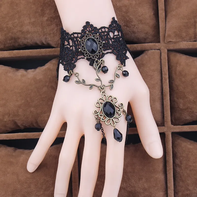Fashion lace bracelet ring integrated ladies, black gemstone court vintage jewelry women bracelet