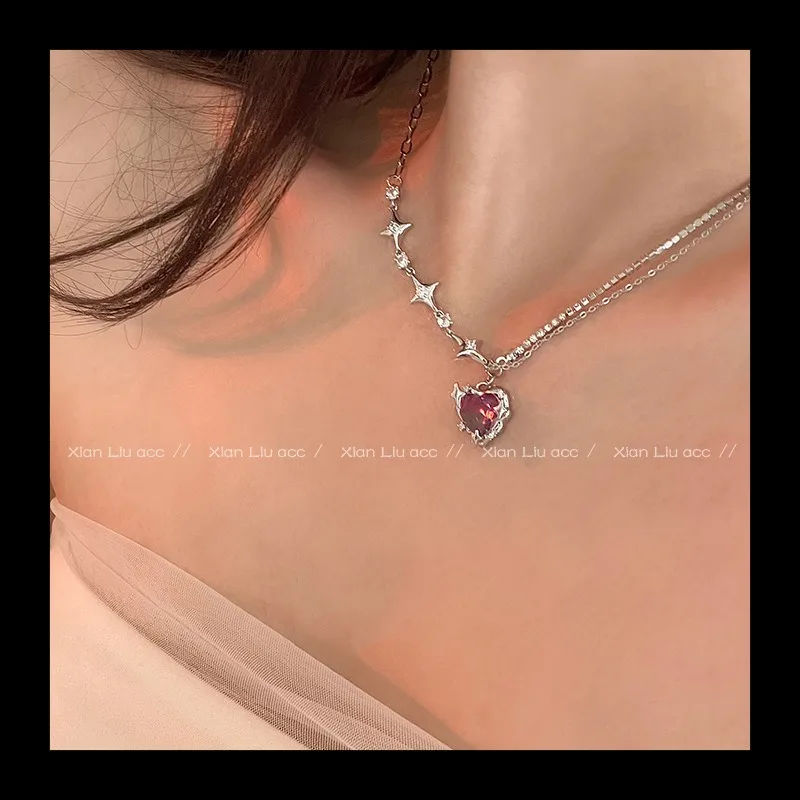 الحلو وبارد كبير الوردي الماس الحب قلادة المرأة الصيف سلسلة عنق الترقوة سلسلة المرأة قلادة 2022 المرأة الجديدة