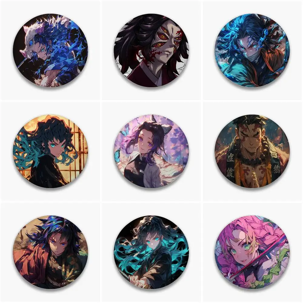 Tanjiro Zenitsu Inosuke Nezuko Kyojuro insignias hojalata botón suave Pin broche insignia de Metal accesorios de joyería sombrero bolso solapa