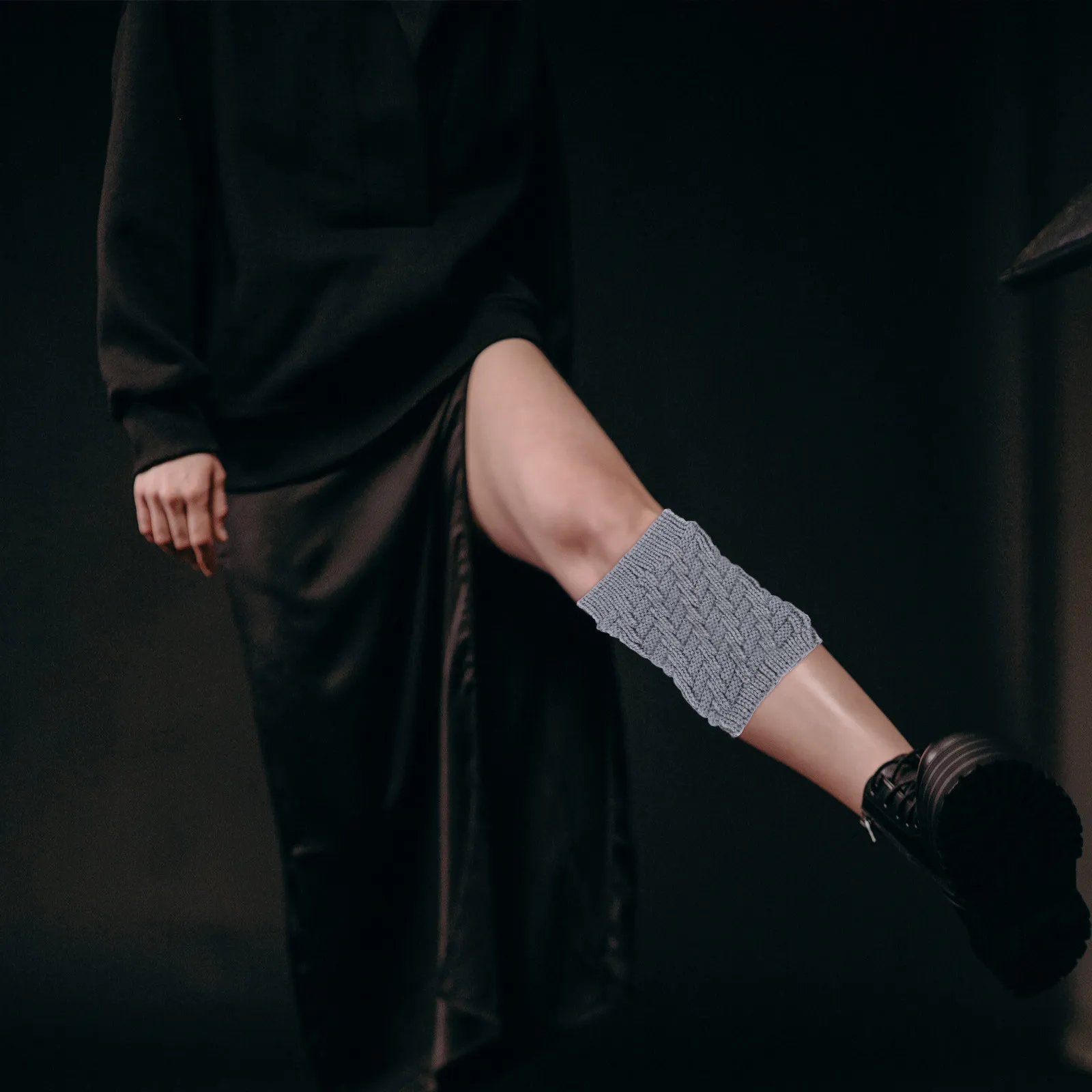 1Pair High End Knitting Knee Sleeve Soft Fashionable Non-Slip Warm Protective Knee Brace for Fitness Recovery Winter Use