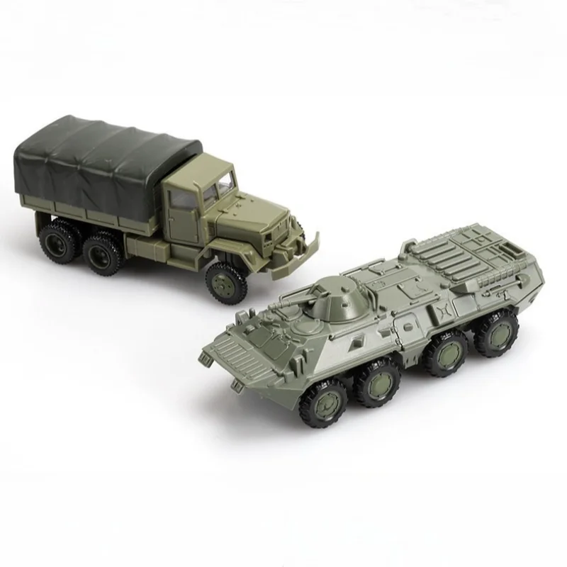 1/72 الولايات المتحدة M35 شاحنة عسكرية السوفياتي BTR 80 بعجلات مركبة مدرعة خالية من الغراء البلاستيك تجميع لعبة مجسمة للسيارة