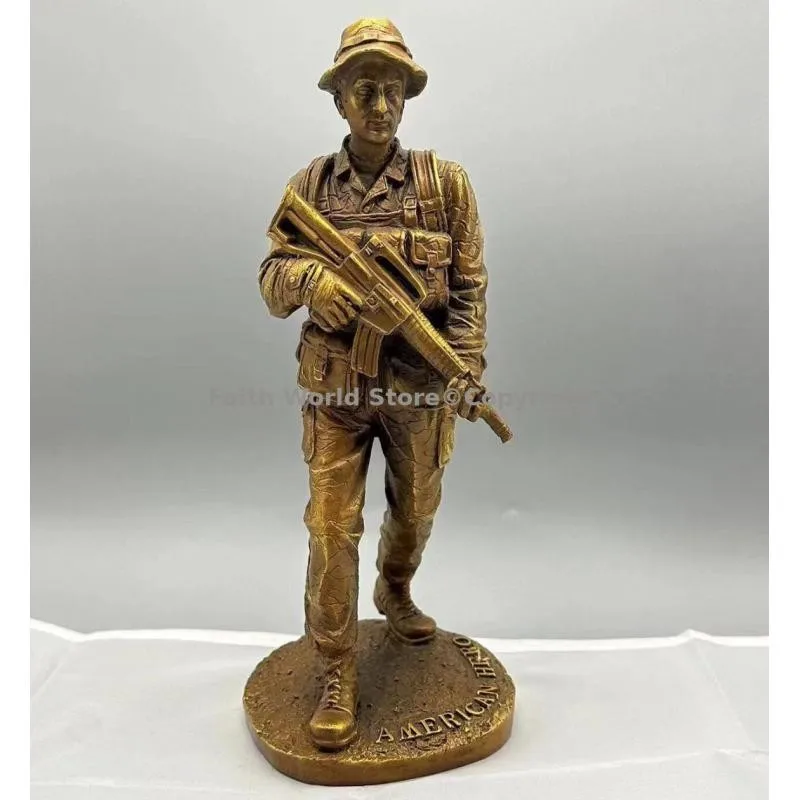 Collection military art bronze sculpture statue American History World War II American soldier home office bar decoration art