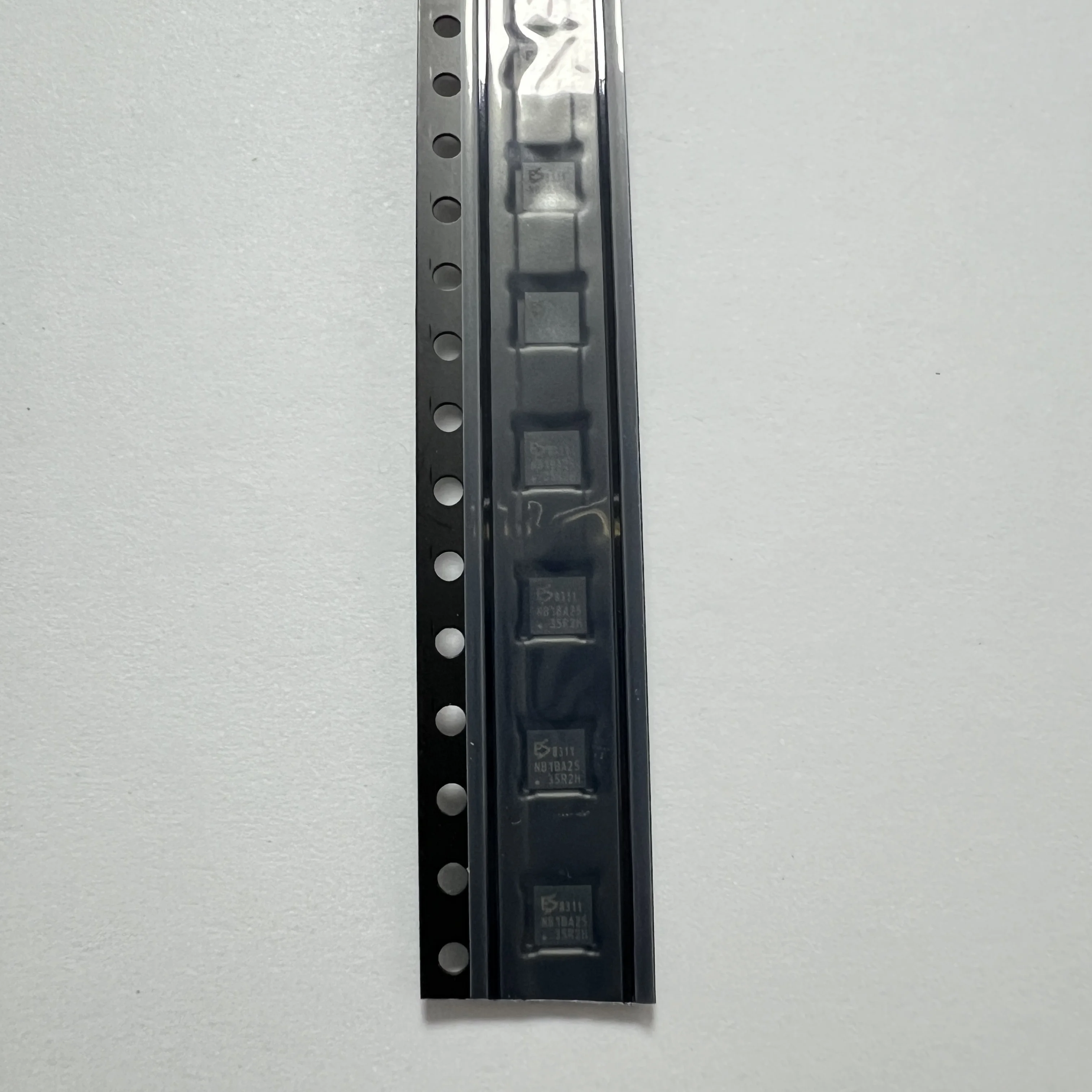 10PCS/LOT ES8311 (Signal switch/codec/multiplexer)