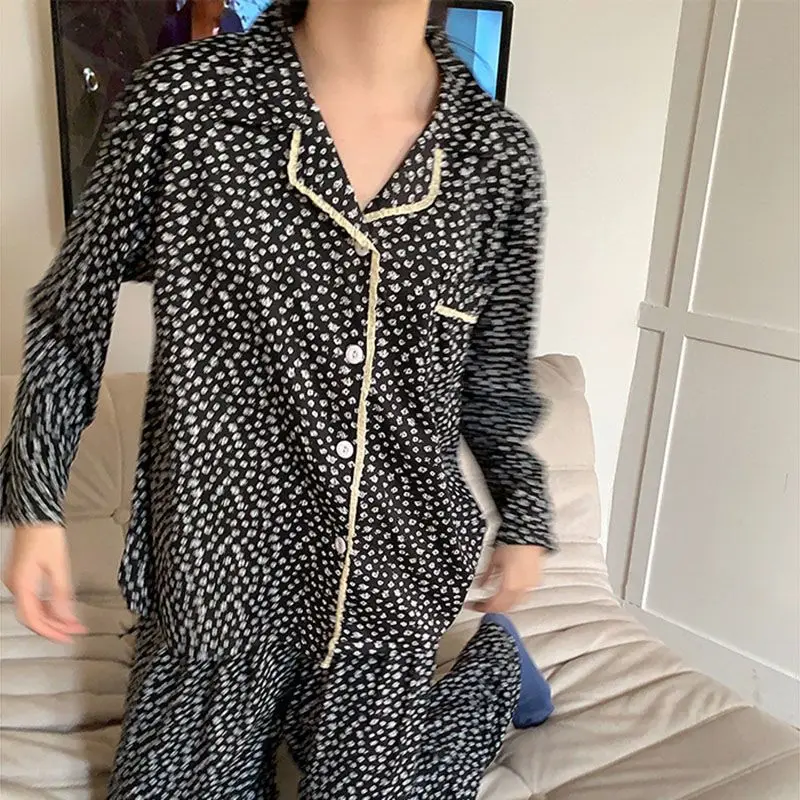 Hot Black Floral Pajamas Bow Tie Pajamas Girl Autumn and Winter Long Sleeved Trousers Simple Style Student Dormitory Home Clothe