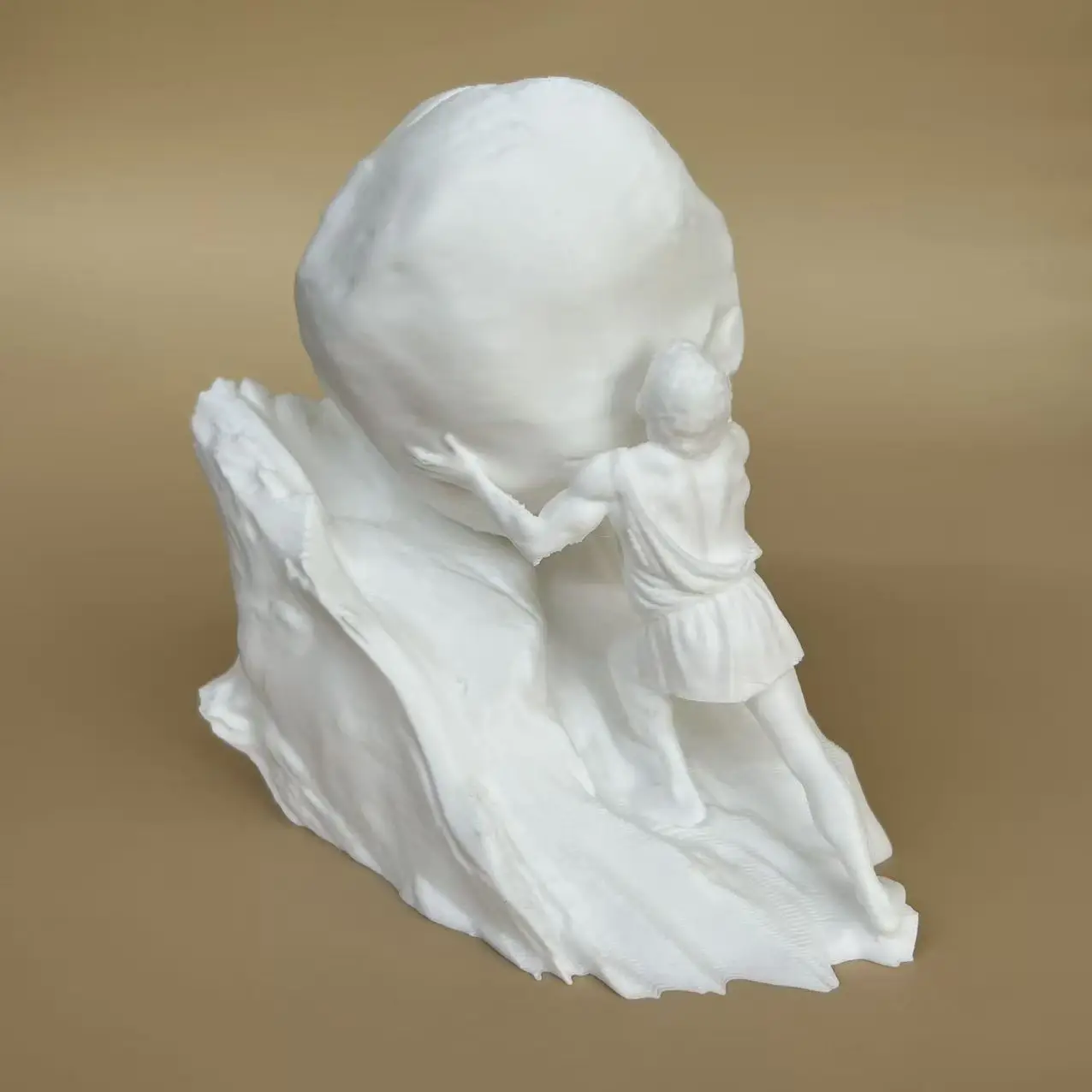 White stone-pushing figure sculpture bookshelf, modern artist home decoration sculpture, desktop ornament, collectible gift.