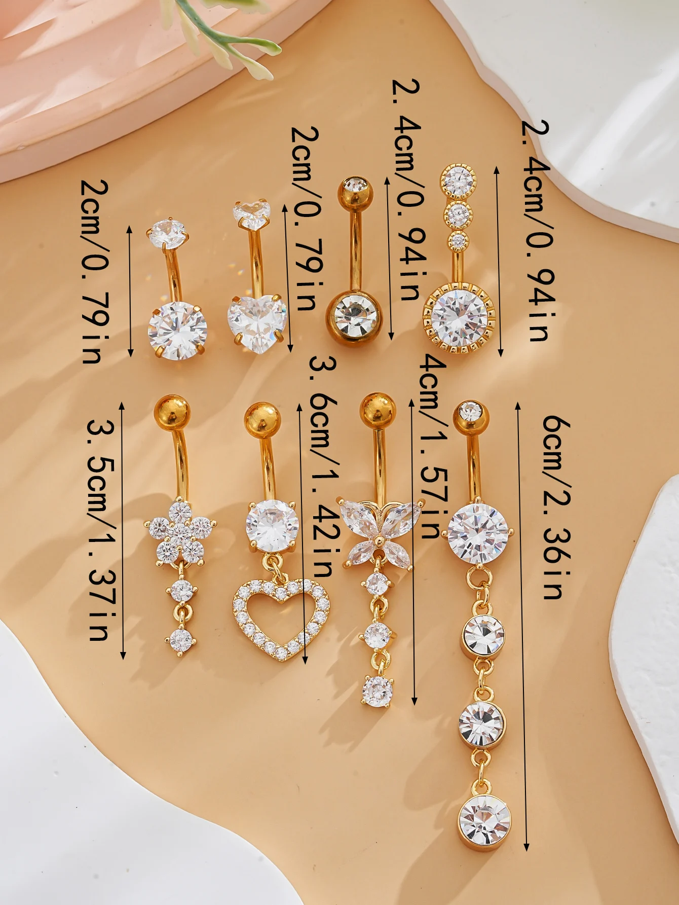 Gemischtes Bauchnabelpiercing-Set mit Blumen- und Herzanhängern, Gebogenes Nombril-Piercing-Schmuckset für Frauen und Mädchen – Detail 3