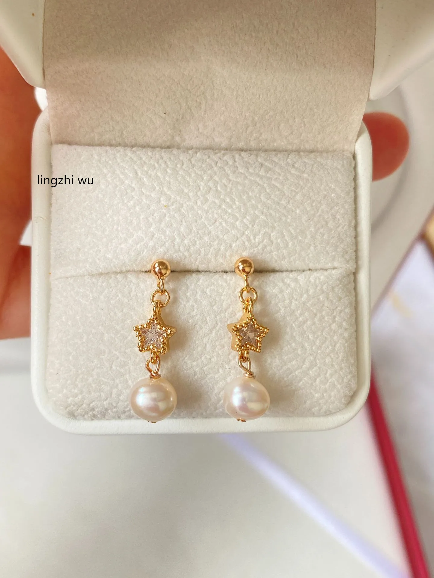 lingzhi wu Women Natural Pearls Earrings 925 Silver Stud Earrings Star Brand Natural Strong Light Fresh Water Pearls Ear Deco