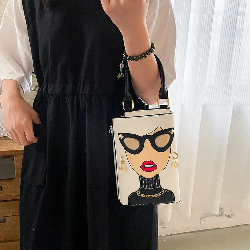 Sexy Woman Fashion Small Crossbody Bag for Women New Shoulder Chain Bag Pureses and Handbags Pu Leather Clutch Character Bag