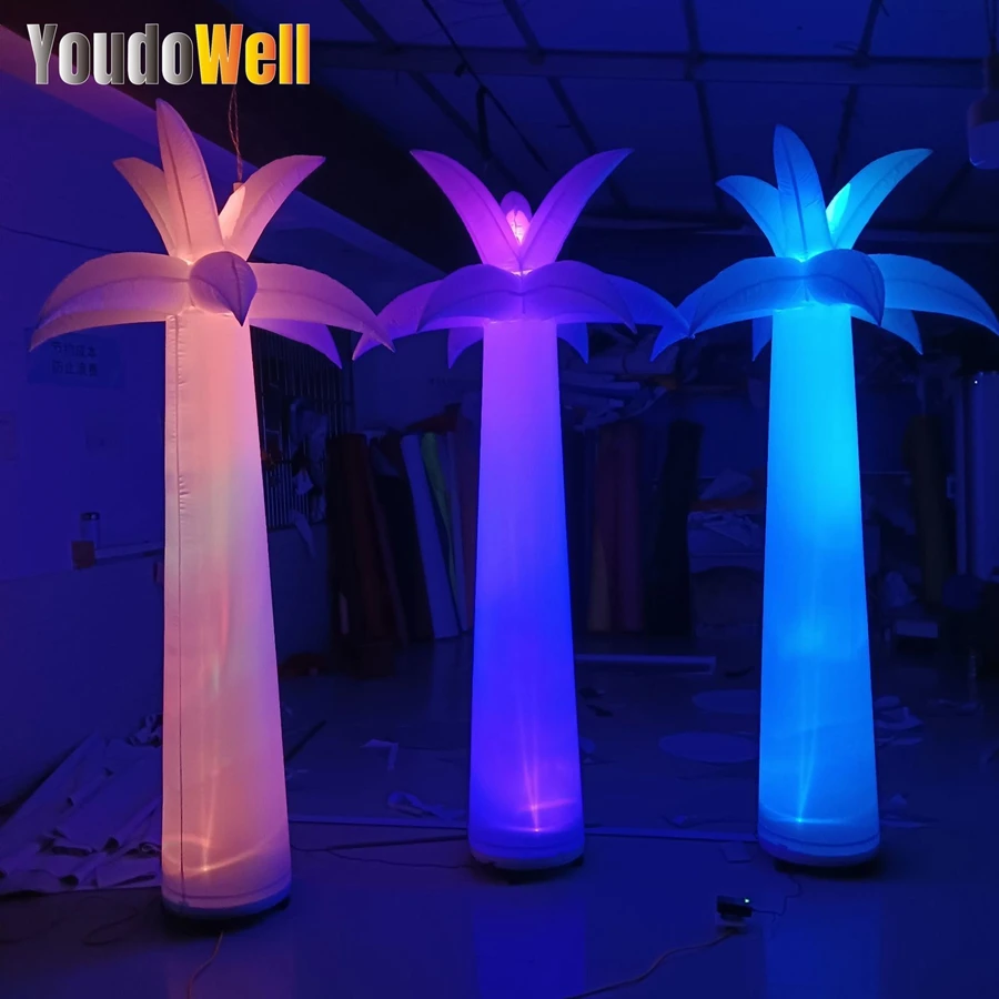 Portable Model Cost-effective  Attractive Inflatable Palm Trees with Colorful LED Lights for Garden Decorative Plants