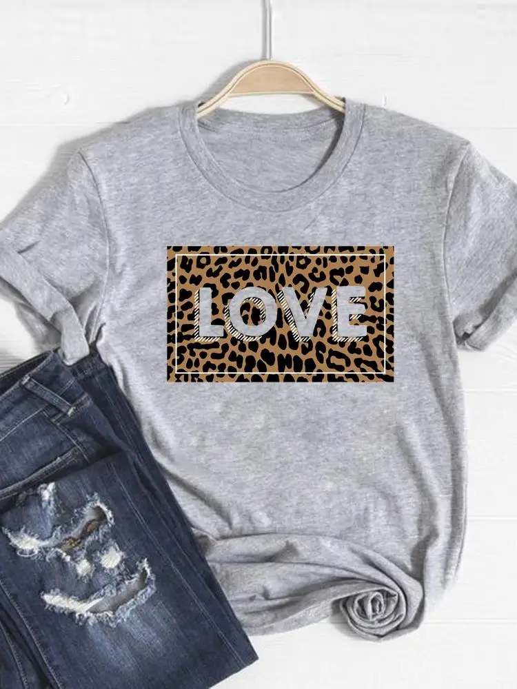 Camiseta básica para mujer, ropa estampada, camiseta de leopardo, corazón de amor, tendencia, Top bonito de verano, Camiseta estampada de manga