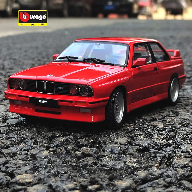 Bburago – voiture miniature en alliage pour garçon, jouet de collection, cadeau d\'anniversaire, 1:24, BMW M3 E30 1988