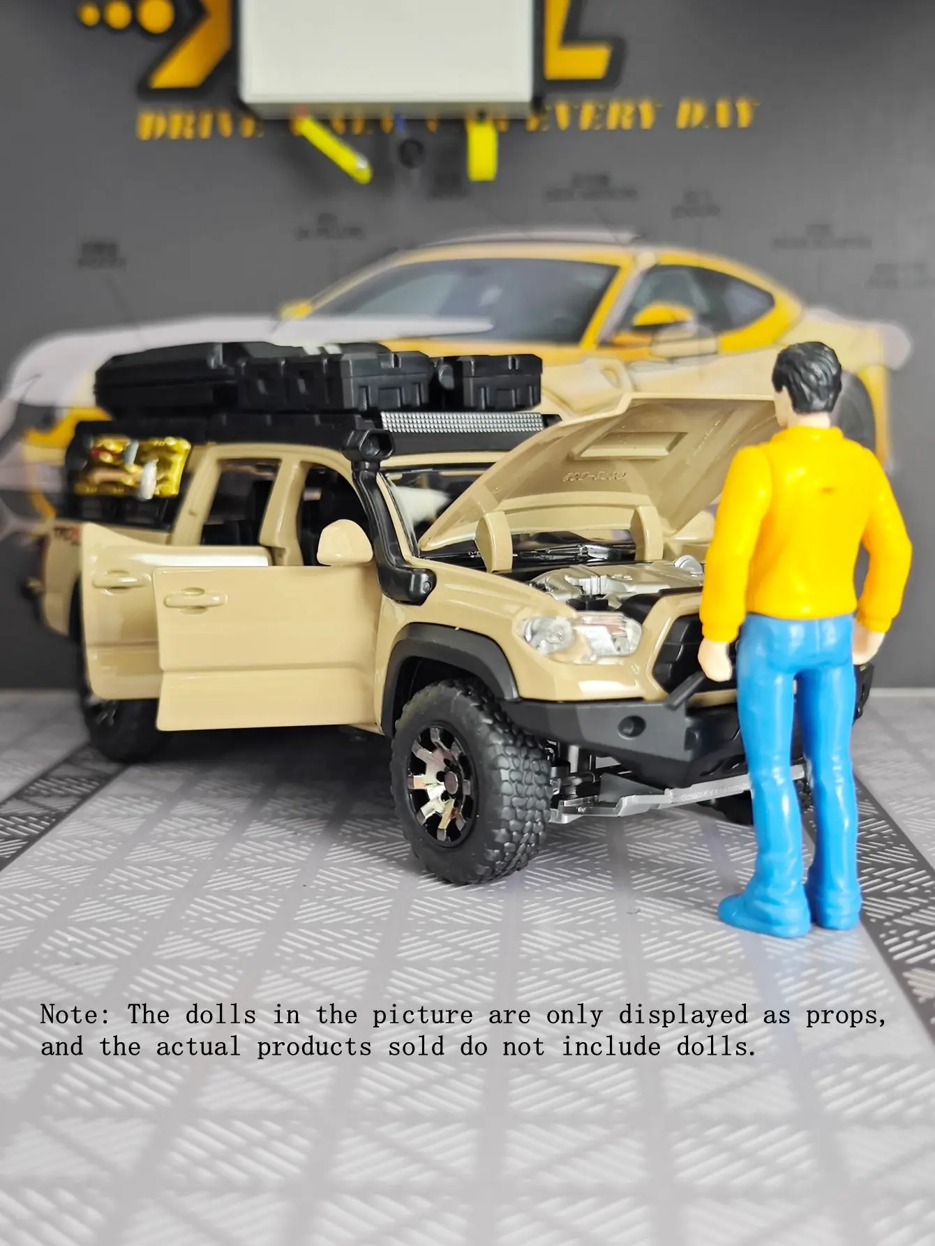 1:32 تاكوما نسخة تخييم للسفر مصنوعة من خليط معدني نموذج سيارة صوتي بصري سحب للخلف إلى ألعاب الأطفال بأبواب مفتوحة