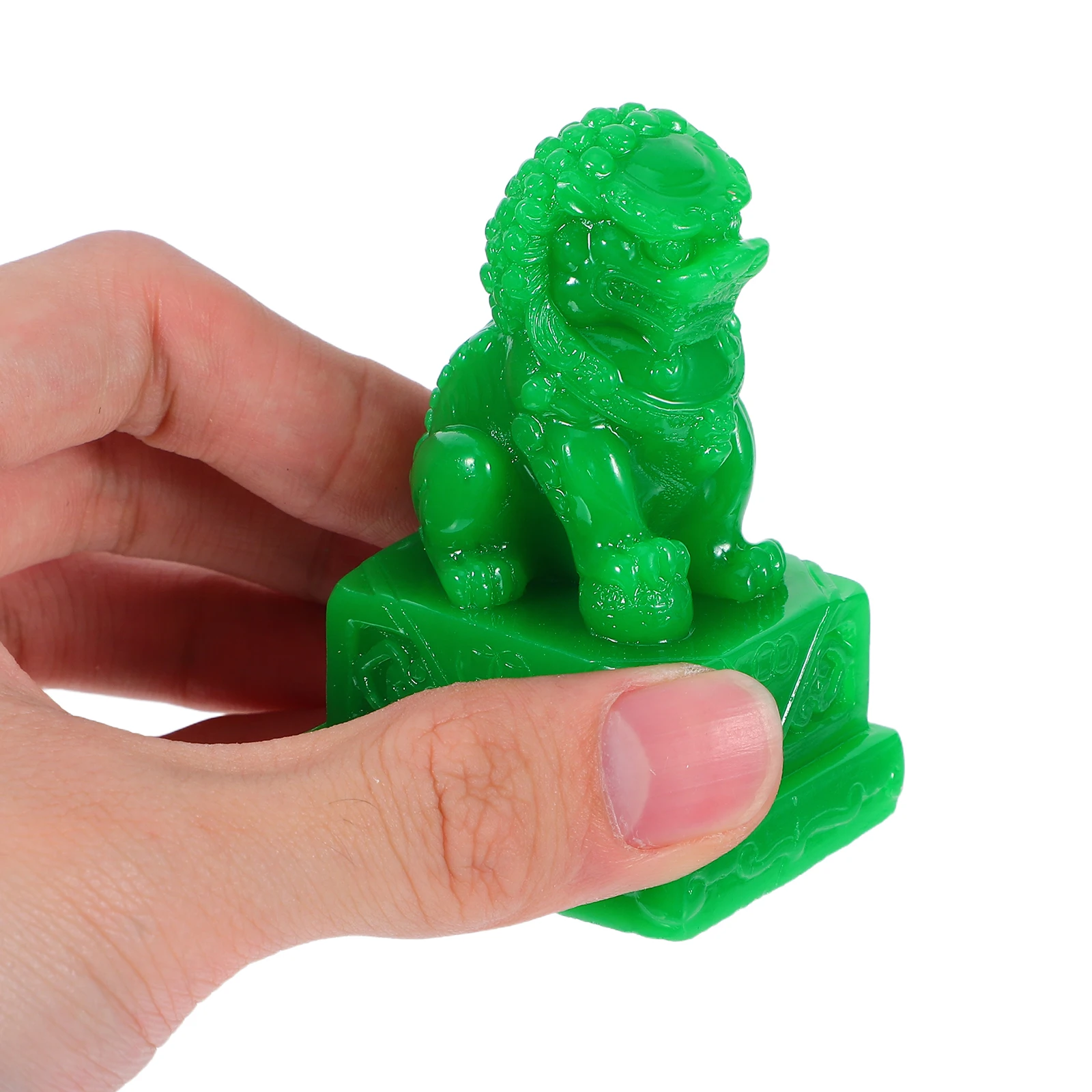 

2Pcs Chinese Lion Figurines Prosperity Harmony Versatile Placement Elegant Addition Lion Statues Pair Wealth Protection Figurine