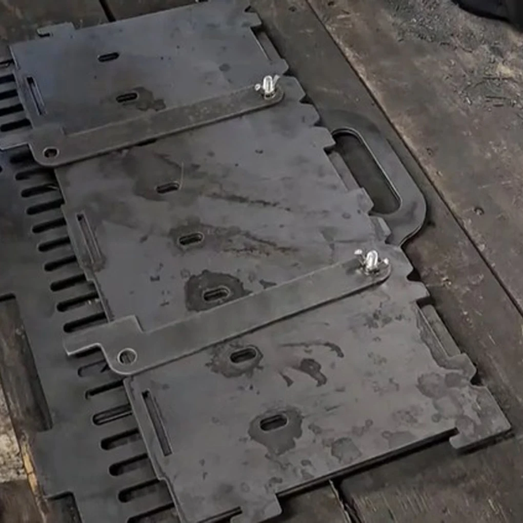 شواية باربيكيو قابلة للطي في الهواء الطلق من الفولاذ المقاوم للصدأ شواية محمولة شواء مدمجة للتخييم والحفلات شوايات 40X22X10CM