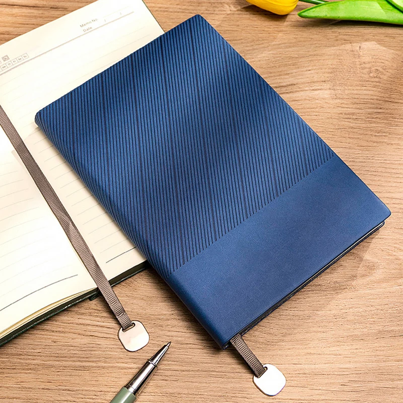 Thickened Notebook Diary Notebook Vintage High-end PU Leather Classic Travel Diary Notebook Business A5 Notebook Gift Box