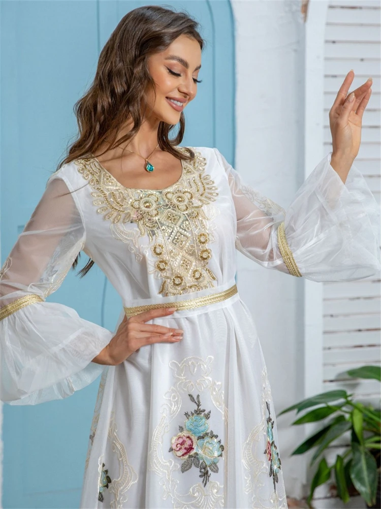 Robe musulmane pour femmes, Robe de soirée élégante brodée à col rond