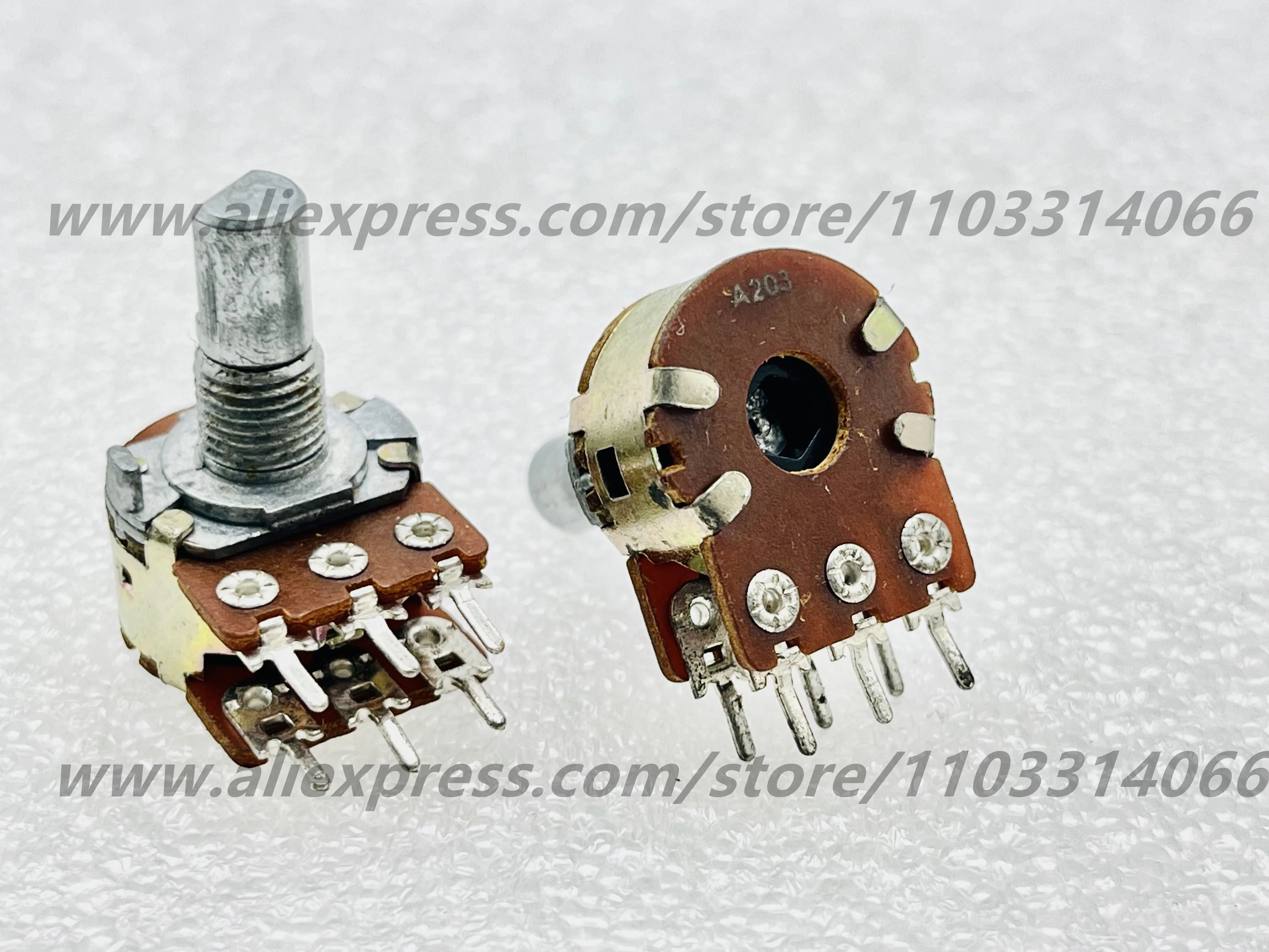 

10pcs WH148 dual amplifier volume regulator potentiometer A20k half axis length 15mm