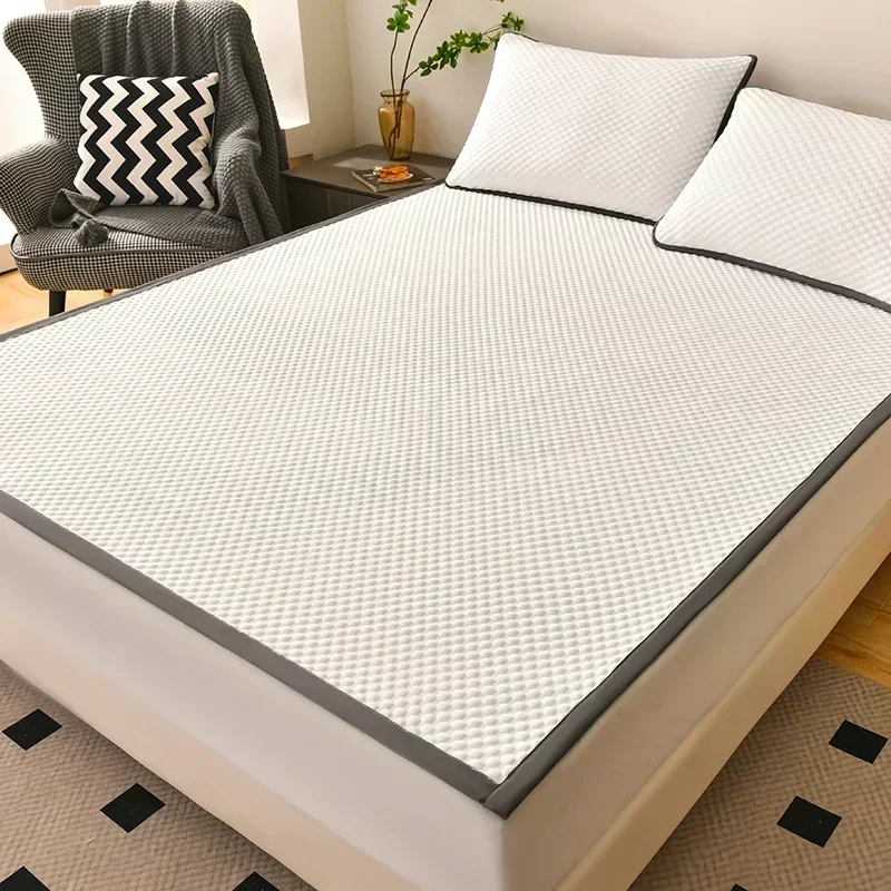 Cooling Mattress Smooth Air Condition Comforter Lightweight Cushion Cool Feeling Fibre Skin-friendly Breathable Mat Pad 1Pc Deoc