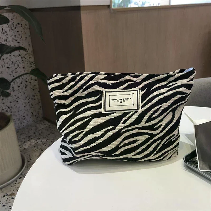 Women Large Zebra Pattern Cosmetic Bag Canvas Zipper Make Up Bag Travel Washing Makeup Organizer Storage Clutch Beauty Case