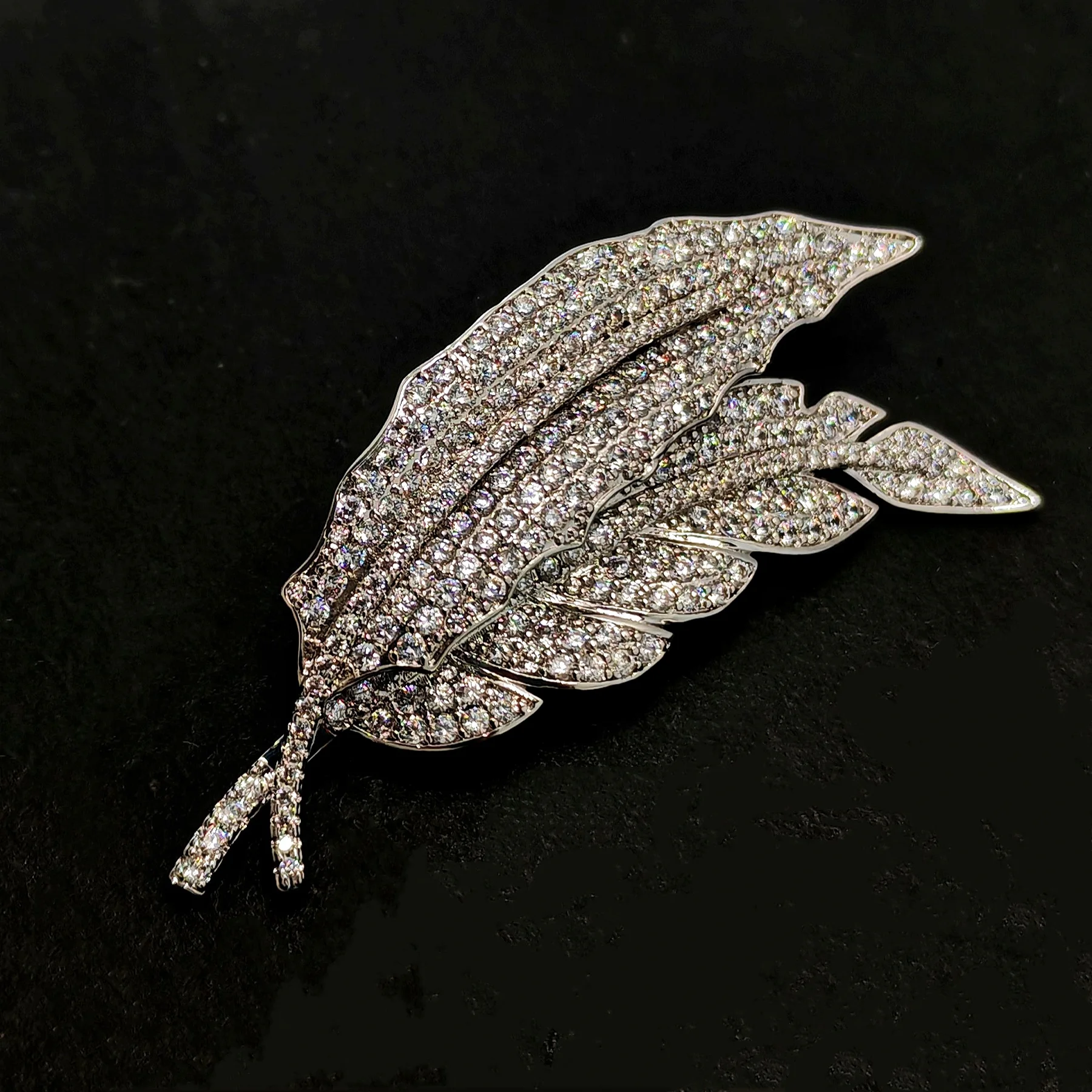 

Sparkles Double CZ Leaf Brooch Pin Nature Inspire Plant Jewelry