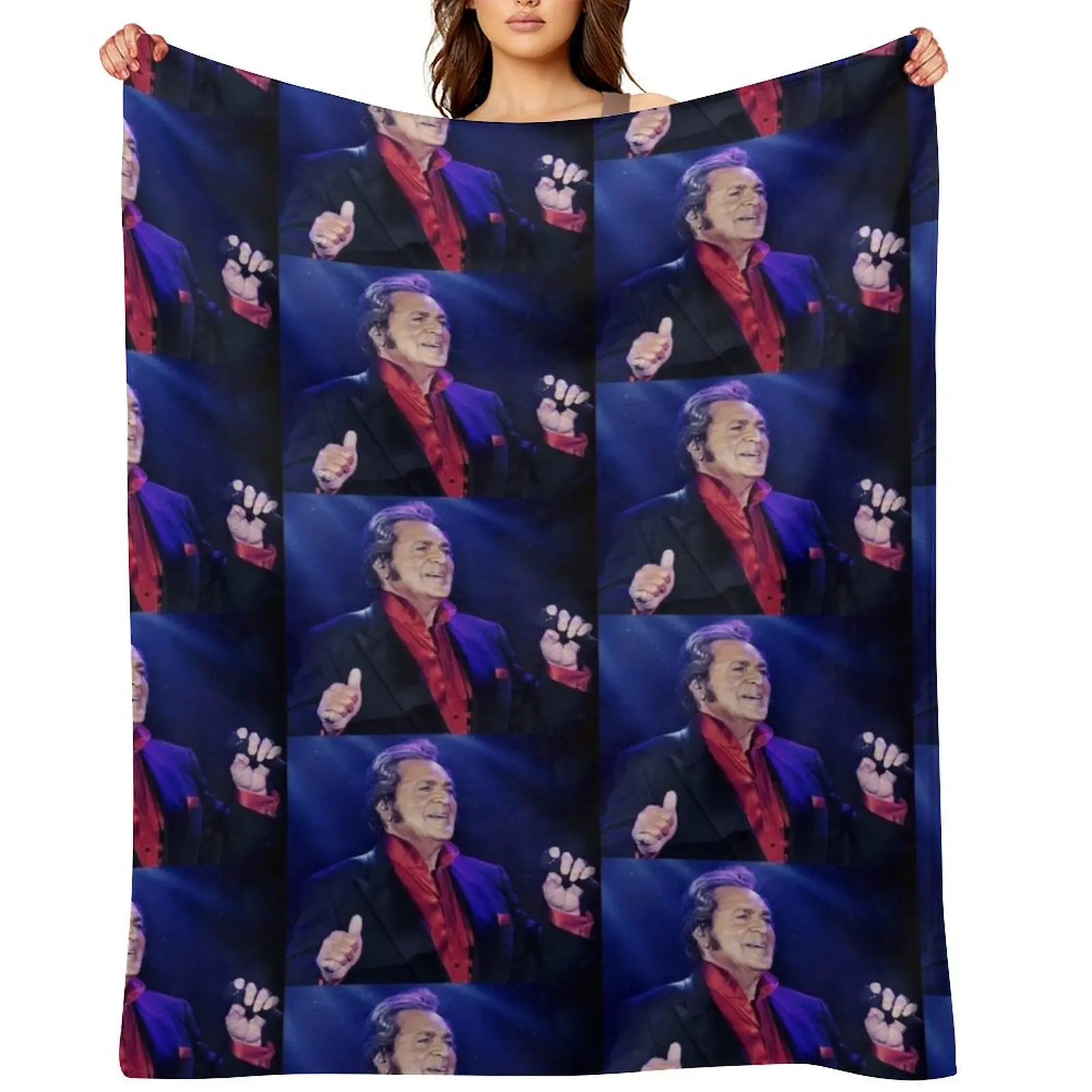 

ama Engelbert to Humperdinck chad tour Throw Blanket Beach Fashion Sofas Bed linens Blankets