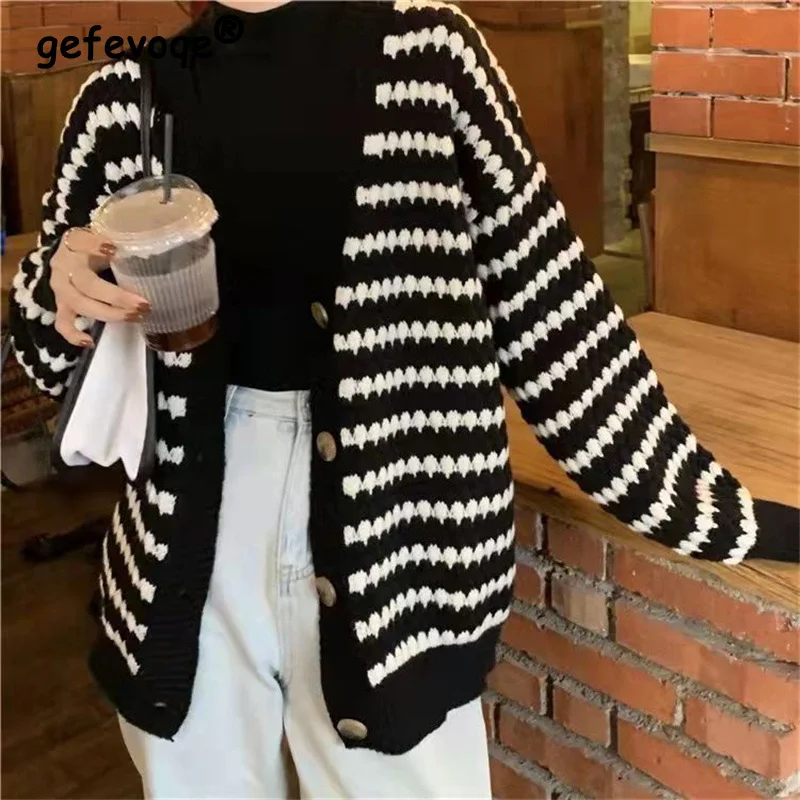 Women Vintage Striped Harajuku Streetwear Oversized Knitted Sweater Coat Autumn Winter Casual V-neck Long Sleeve Button Cardigan