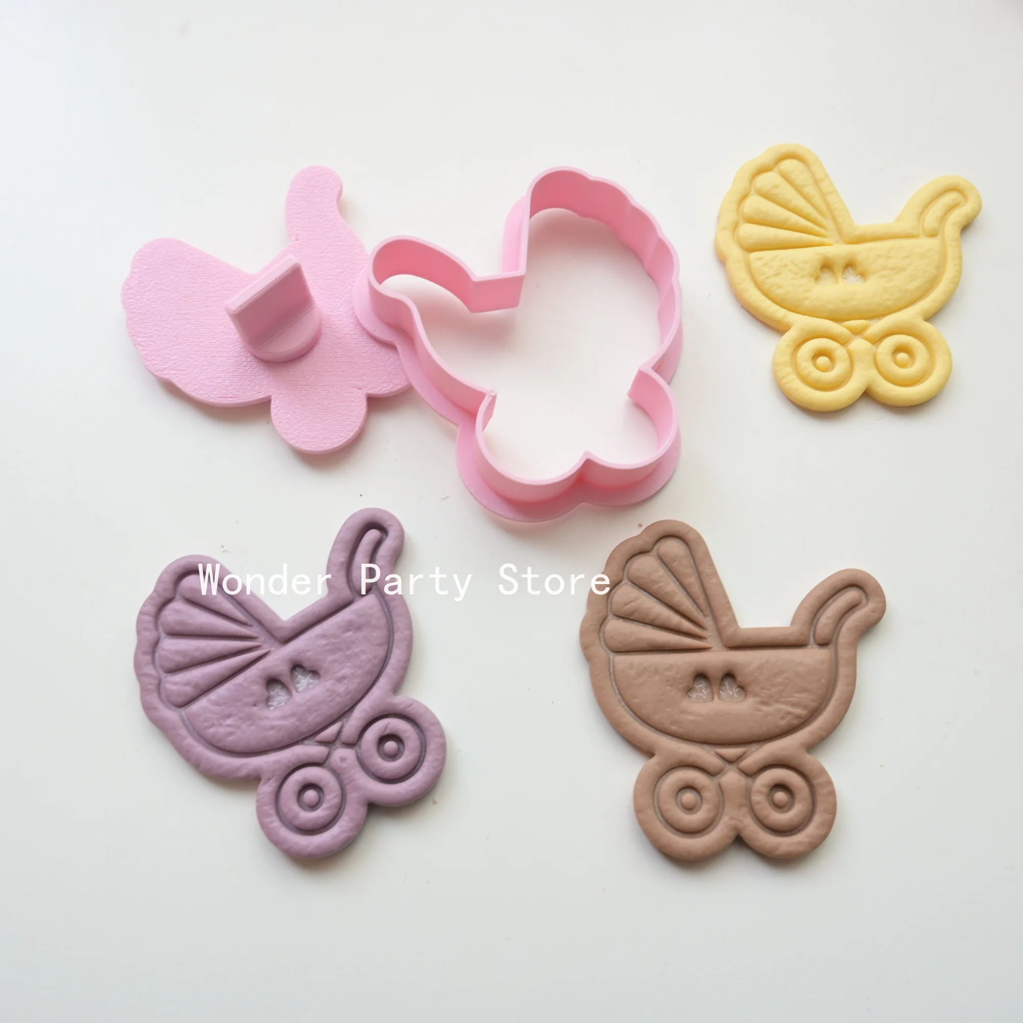 Cute Stroller Shaped Cookie Cutter Baby Shower Stroller Shaped Biscuit Mold DIY Baking Tool for Baby Shower/Party Dessert Decor