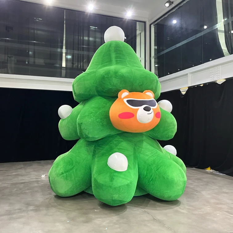 4M plush luxury Christmas tree ornament with bear, durable outdoor inflatable Christmas tree for Christmas decoration