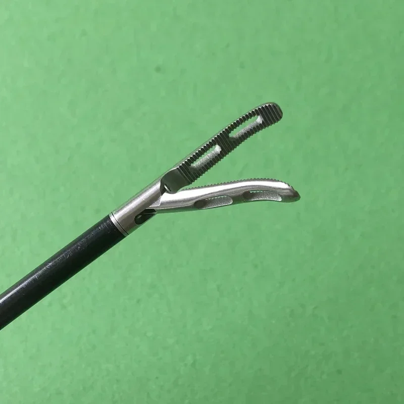 

Y807.13 5mm laparoscopic Single acction Stomach Grasping Forceps Laparoscopic grasper