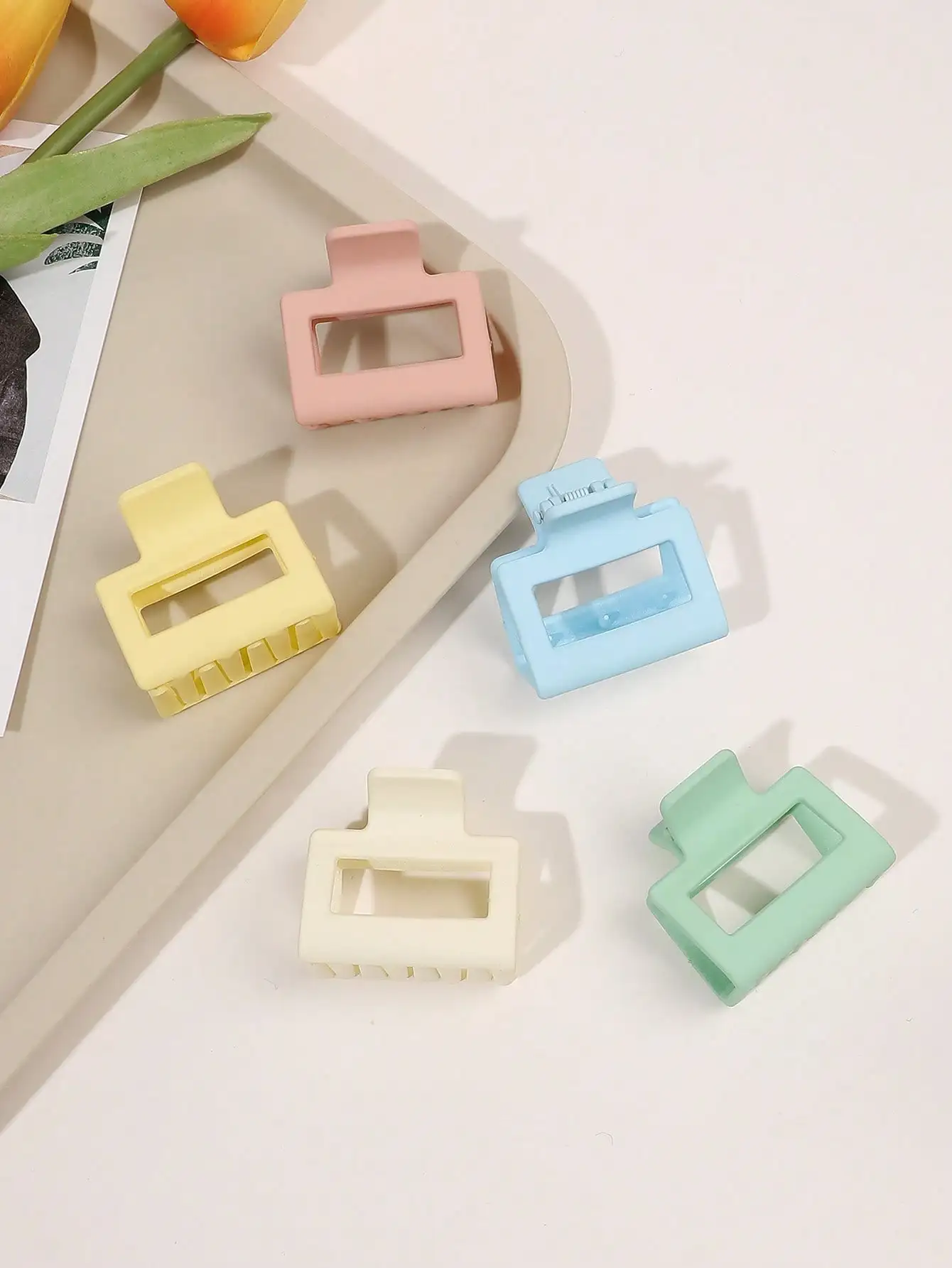 5 قطعة مشبك شعر متوسط ملون للنساء الفتيات 1.6 بوصة مشابك شعر للشعر الرقيق المتوسط السميك نونسليب مقاطع الفك الشعر