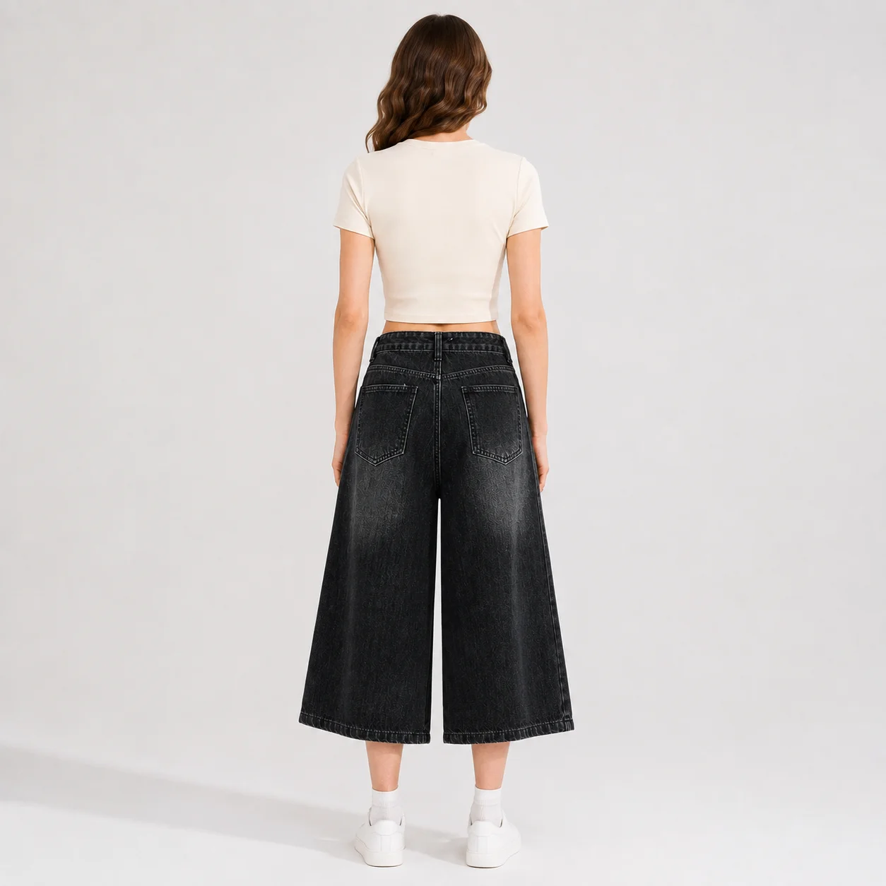 EOENKKY Women's Washed Black Cropped Wide Leg Jeans High Waist Star Embroidery Distressed Denim Culottes Summer Casual Pants