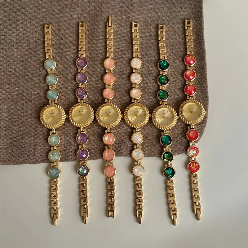 ساعات كوارتز سوار الموضة للمرأة الفاخرة الملونة حزام السيدات الساعات هدية دروبشيبينغ ساعات المعصم Relojes Para Mujer