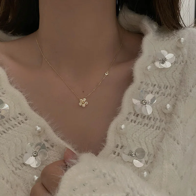 Mini Exquisite Two Colors 925 Sterling Silver Zircon Flower Pendant Necklace for Woman Korean Collarbone Chain Jewelry Accessory
