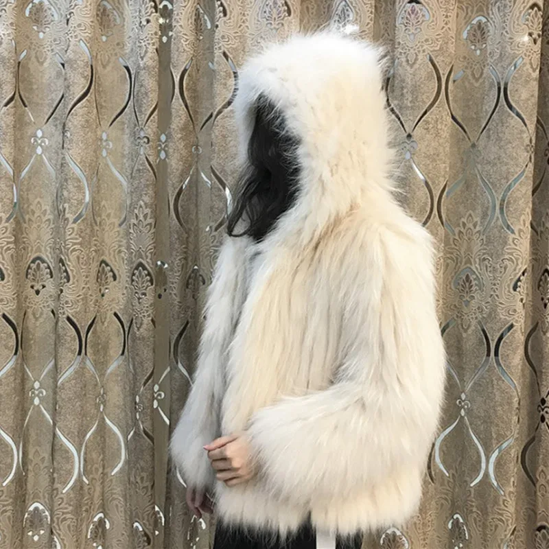 2022 Winter New Imitation Raccoon Fur Strip Fur Coat Women's Hooded Short Fashion Young Fur Coat