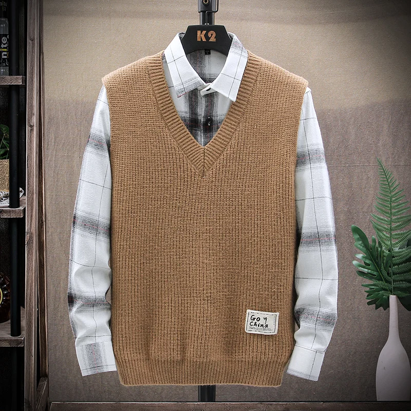 Мужской вязаный жилет с V-образным вырезом |   Вязаная текстура |   Пластырь Go China |   Многоцветный |   Эстетика в стиле преппи |   Одежда для офиса и отдыха
