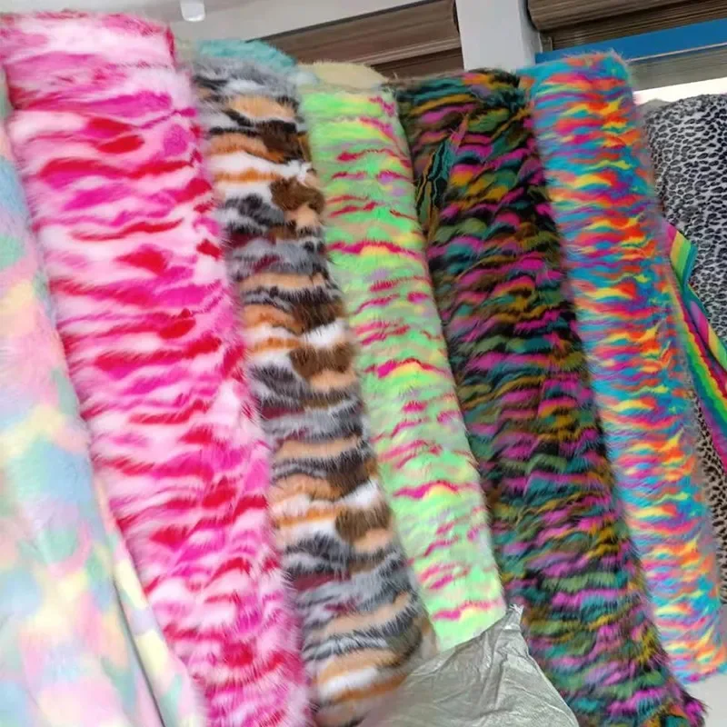 

Thickened Five Color Imitation Fox Plush Fabric for Clothing Fur Collar Handmade DIY Scarf Decorative Carpet Diy Sewing Cloth