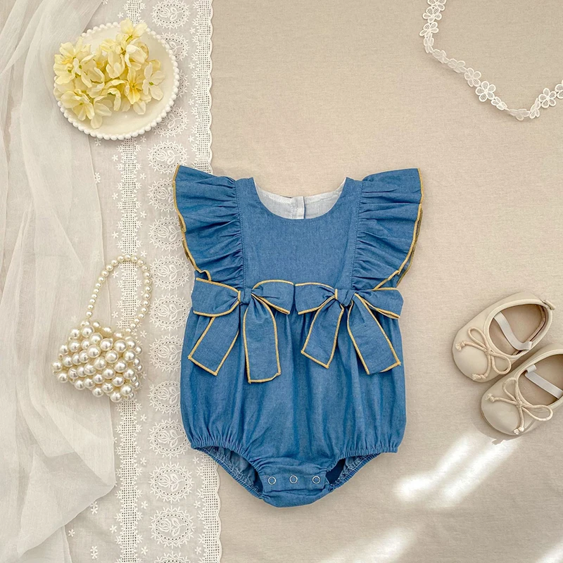 2026 New Baby Summer New Style Bow 0-24M Romper Sleeveless Cute Bodysuit Korean Version Blue Denim Bag Fart Jumpsuit
