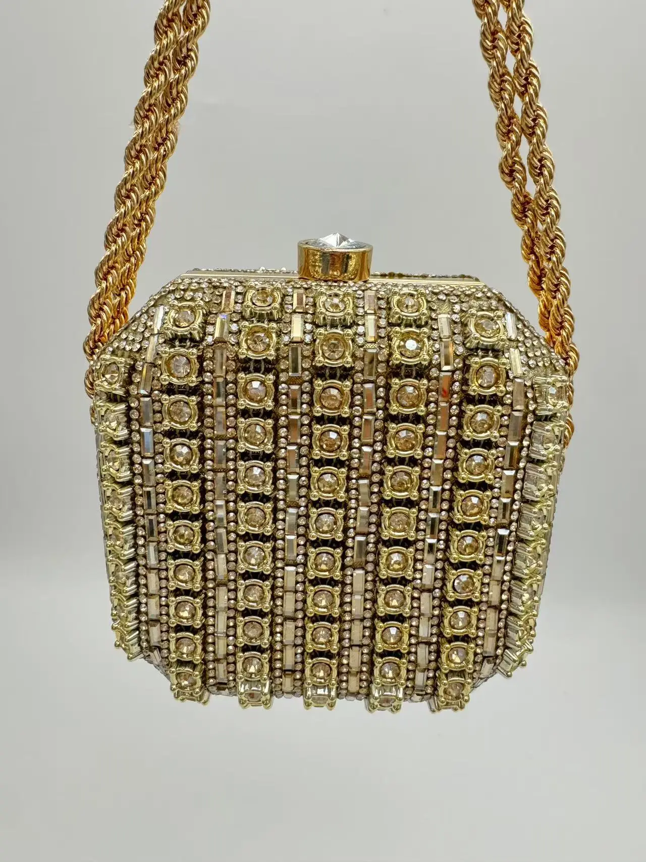 Fashion Dinner Bag, New Pearl Button Handbag, Formal Bag Shell, Chain Bag, Crossbody Bag, Women's Bag, Bride's Bag