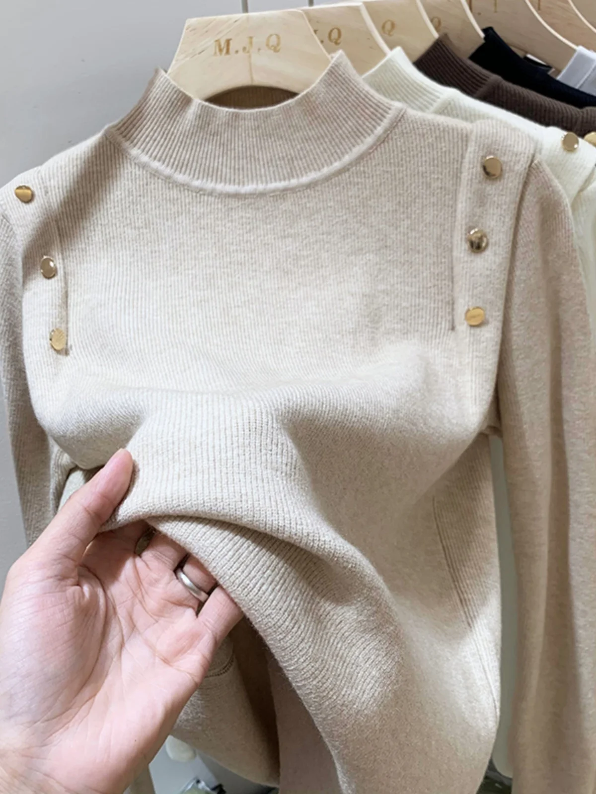 AOSSVIAO Sweater rajut wanita, rajut Turtleneck kancing 2024, Pullover musim gugur musim dingin, atasan hangat lembut