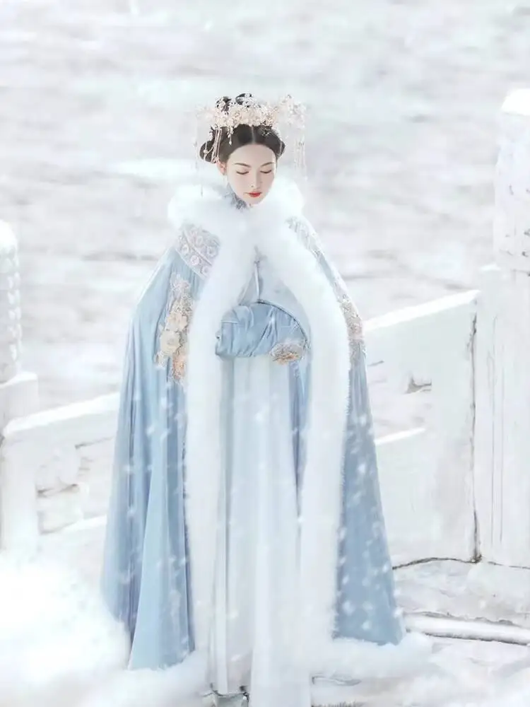 

Xiluoxi Hanfu Hooded Cloak for Women Winter New Fleece Lined Thickened Super Fairy Warm Blue Cape