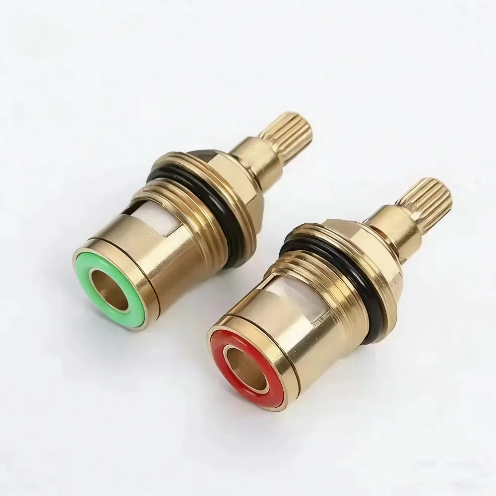 

Латунный керамический картридж, универсальный внутренний клапан-замена для смесителей в ванной, 1/2 шт.