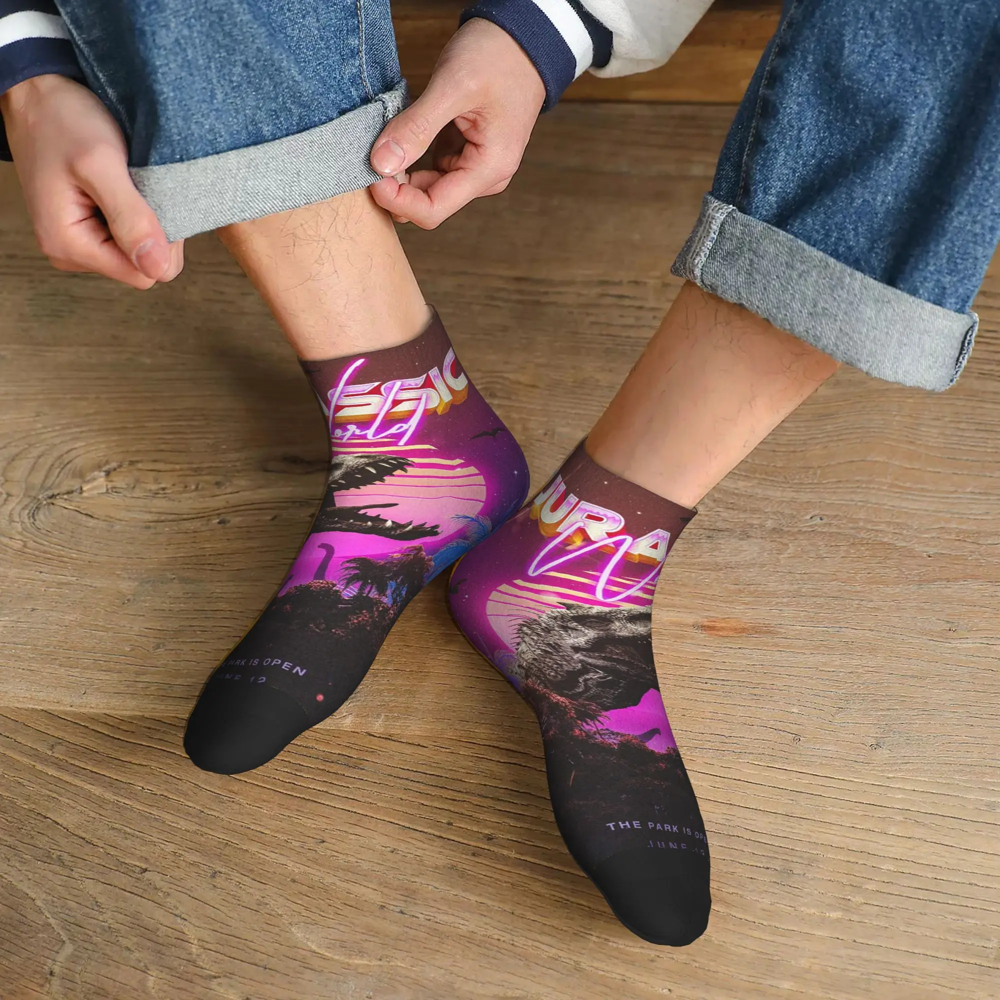 

Новые носки с изображением динозавров из фильма «Мир Юрского периода», носки в стиле Харадзюку, впитывающие пот, всесезонные носки, аксессуары для мужчин и женщин, подарки