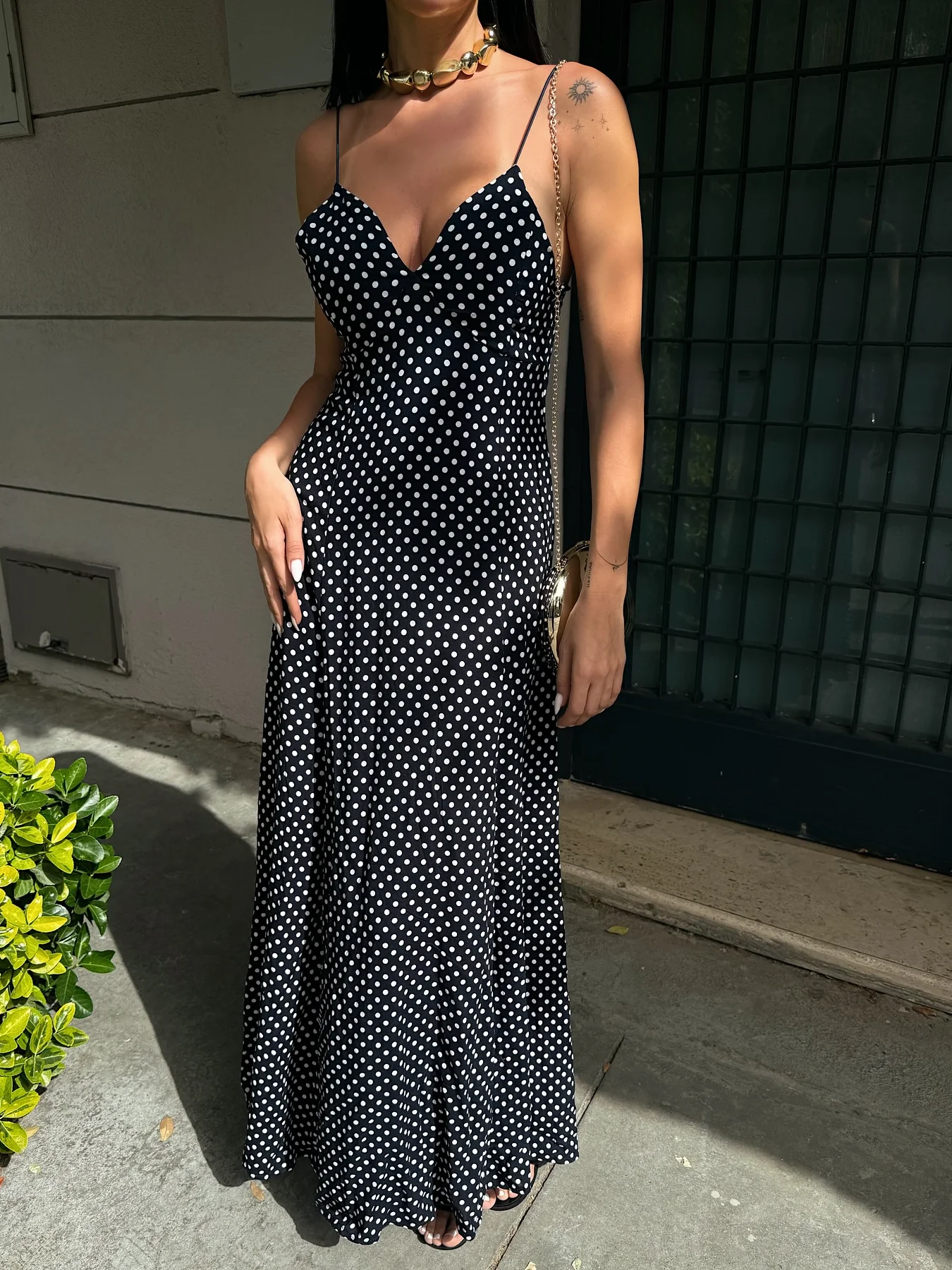 

Fashion Summer Sleeveless Backless Long Beach Dress Chic Polka Dot Printed Suspender Dress Female Fashion Ladies Evening Robe