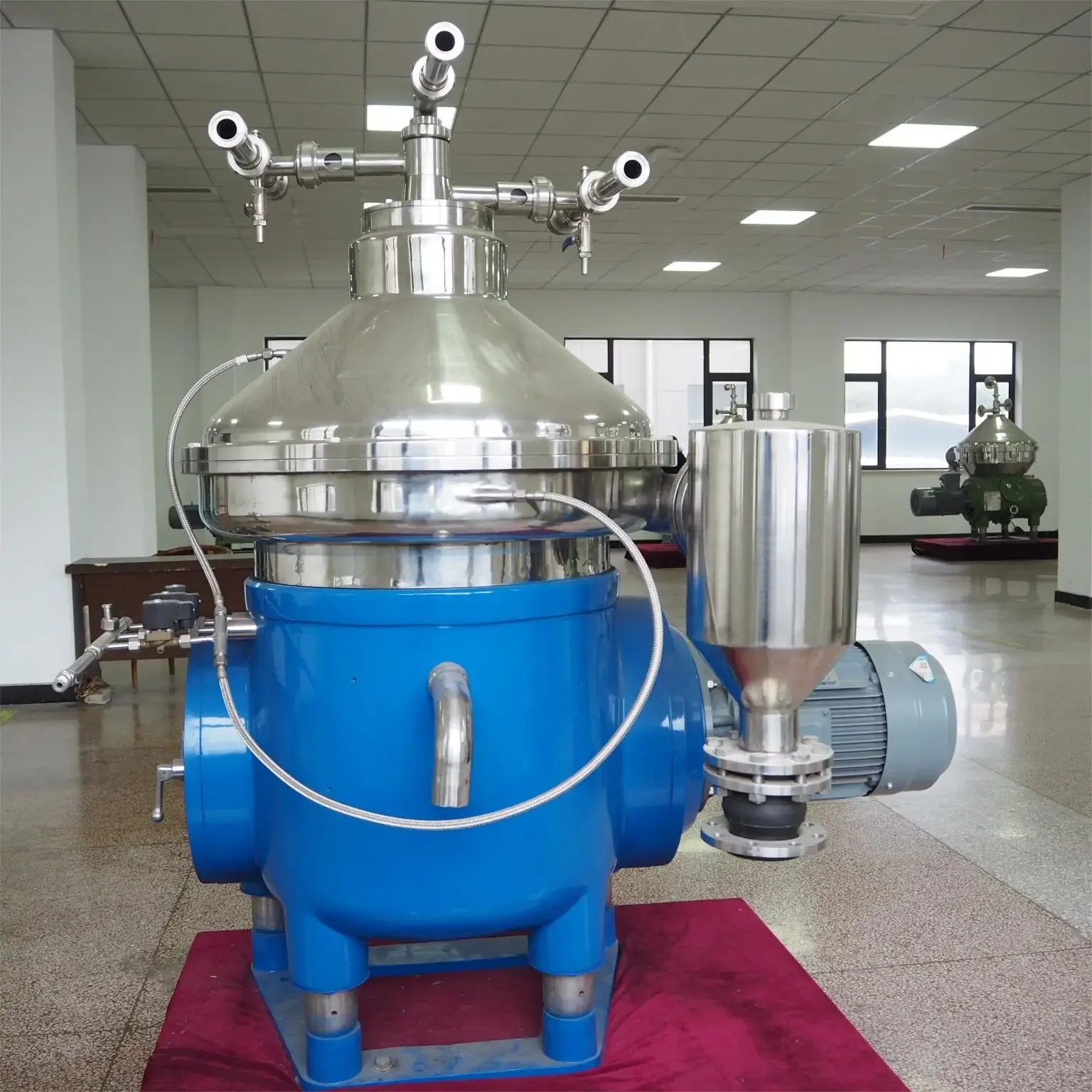 disc stack centrifuge liquid separation by disc bowl centrifuge
