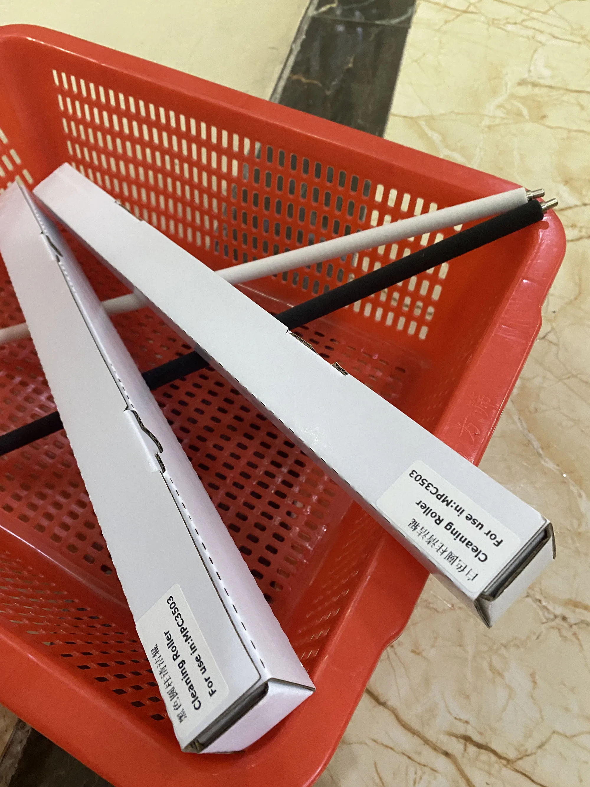 

Drum Lubricant Bar Application Brush Roller For Ricoh MPC 3503 3003 2503 4503 5503 6003 3004 3504 4504 PCR Cleaning Roller